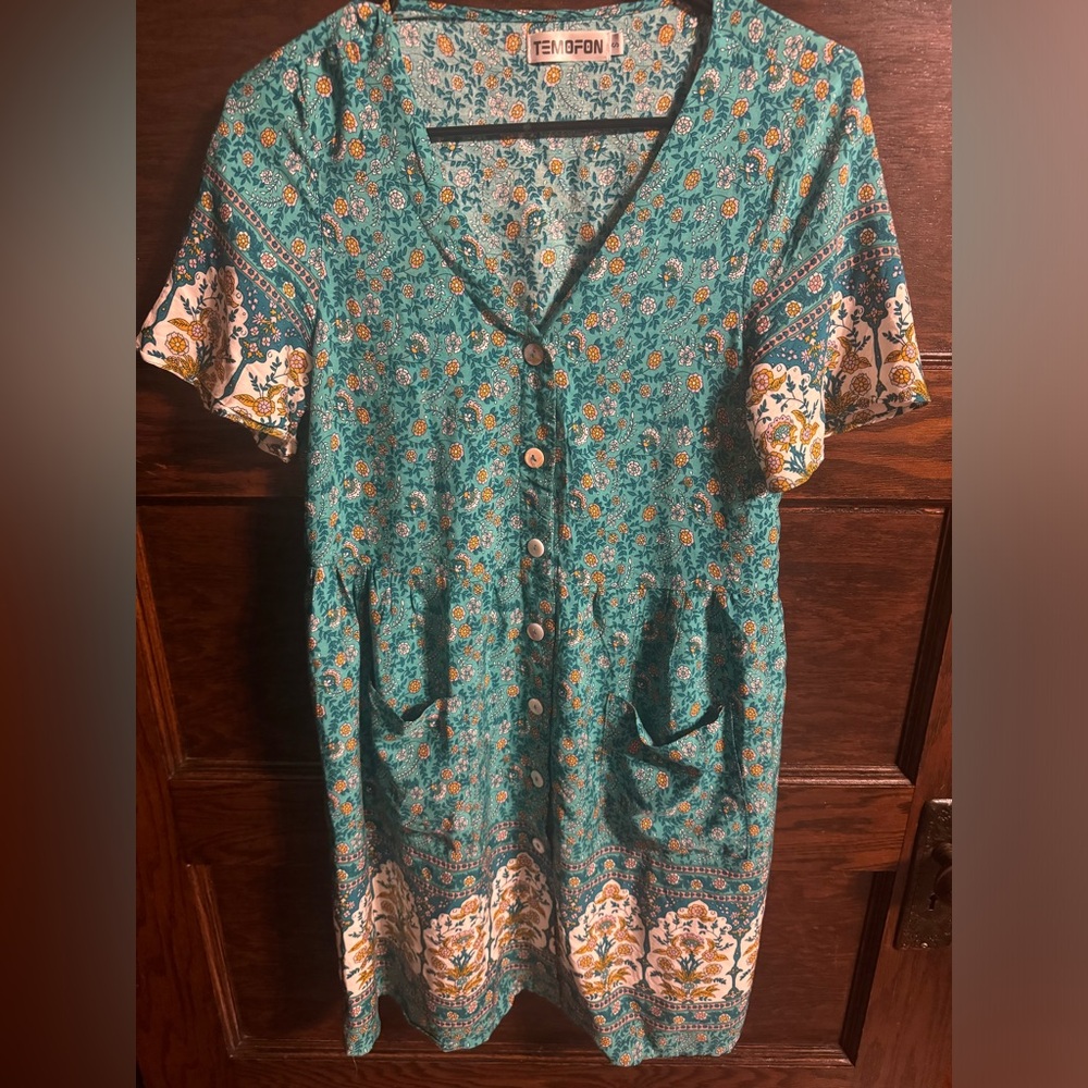 Teal,Buttoned Midi Dress with Notched Collar, Size Small, EUC, TEMOFON brand